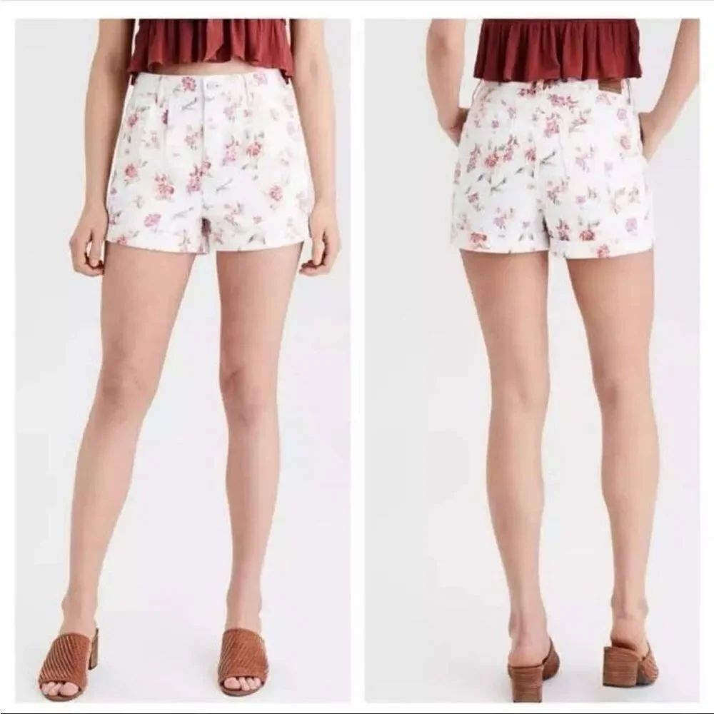 AMERICAN EAGLE | White Floral High Rise Mom Jean Denim Shorts Women’s Size 6